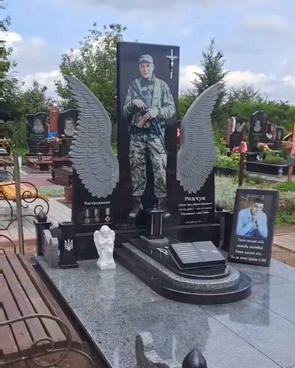 пам'ятники військовим Дніпро