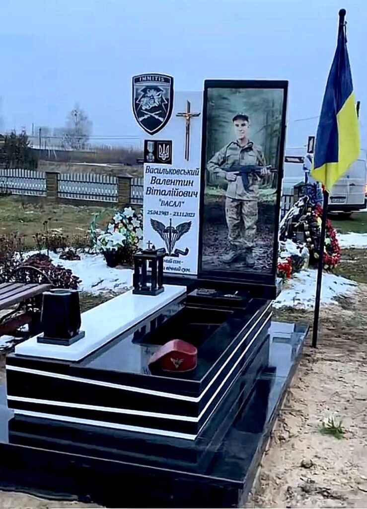 пам'ятники військовим у Дніпрі