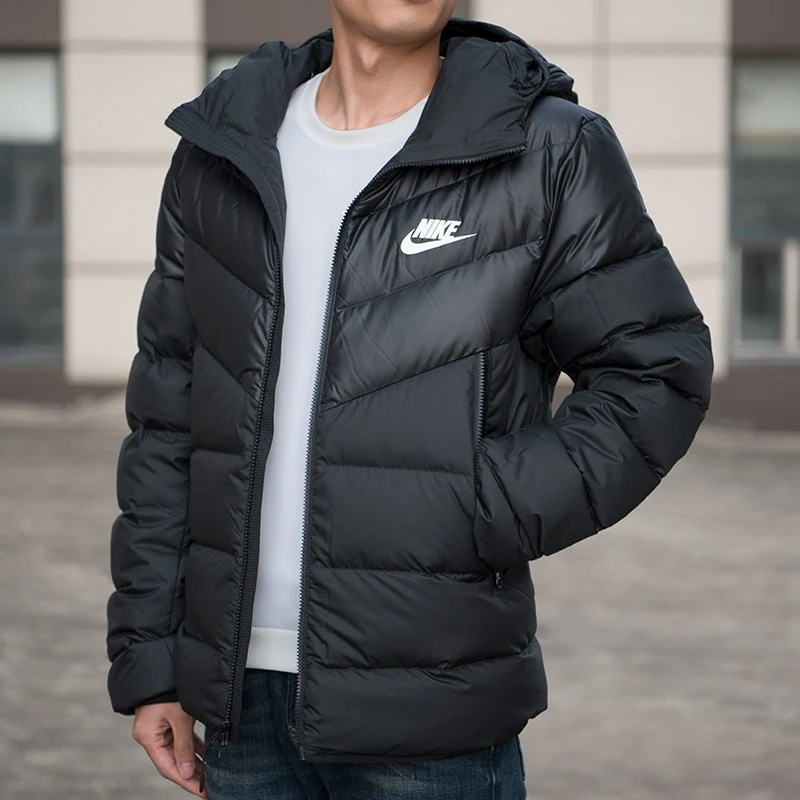Чоловічі пуховики Nike: як обрати та де купити оригінальну модель?