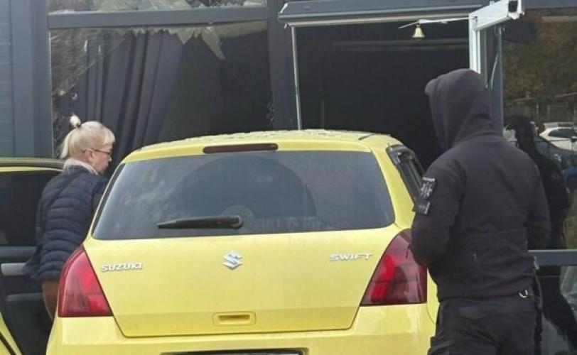 Дніпровська авто-стрижка: в барбершоп заїхали на колесах!