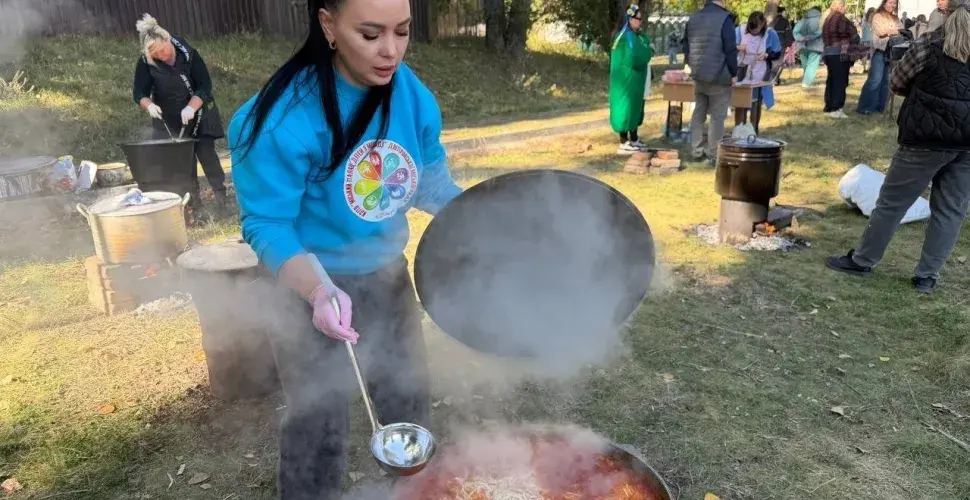 Феєрія борщу на Дніпровських берегах: столиця кулінарних традицій.